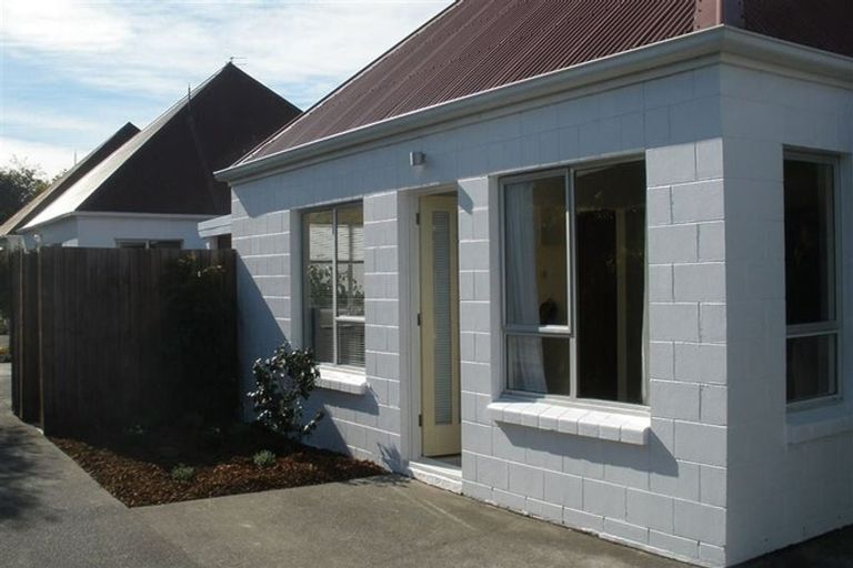 Photo of property in 2/40 Gordon Avenue, St Albans, Christchurch, 8014