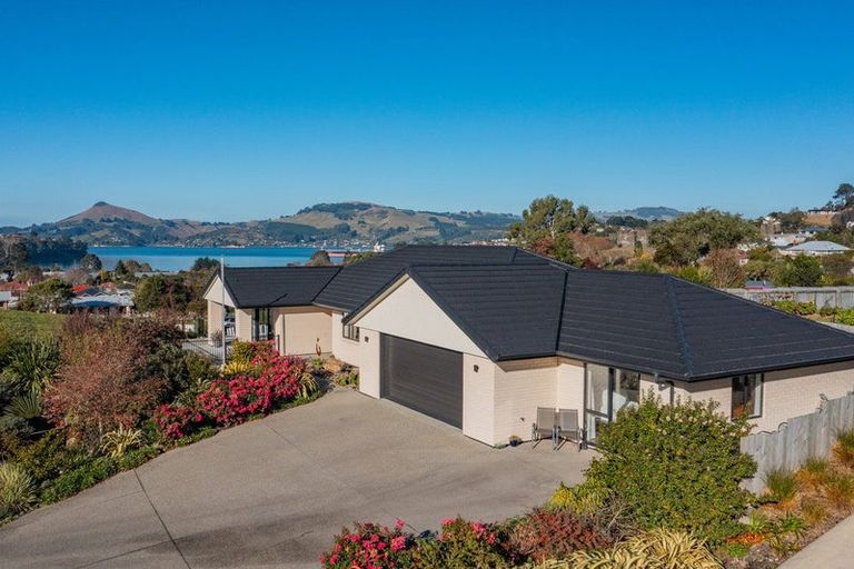 Photo of property in 9 Goddard Way, Sawyers Bay, Port Chalmers, 9023