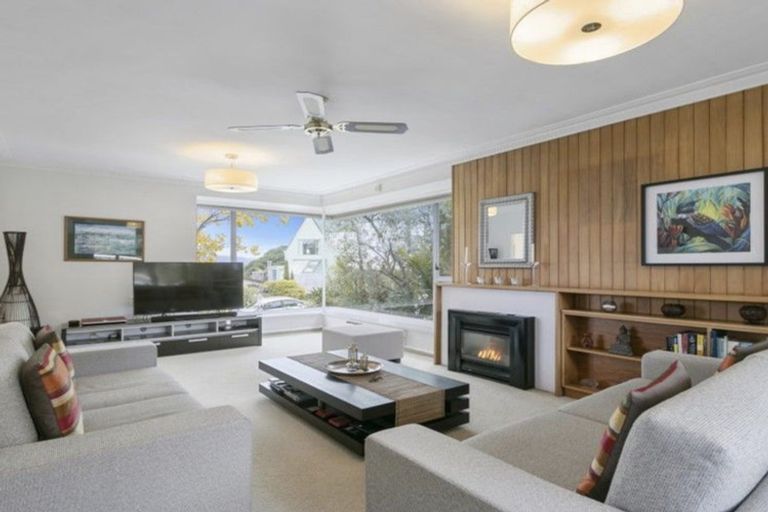 Photo of property in 46 Harbour View Road, Harbour View, Lower Hutt, 5010