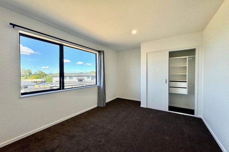 Photo of property in 50e Greenmeadows Avenue, Manurewa East, Auckland, 2102