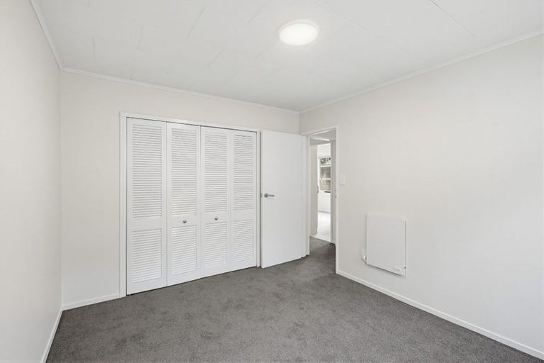 Photo of property in 7b Howell Road, Paraparaumu Beach, Paraparaumu, 5032