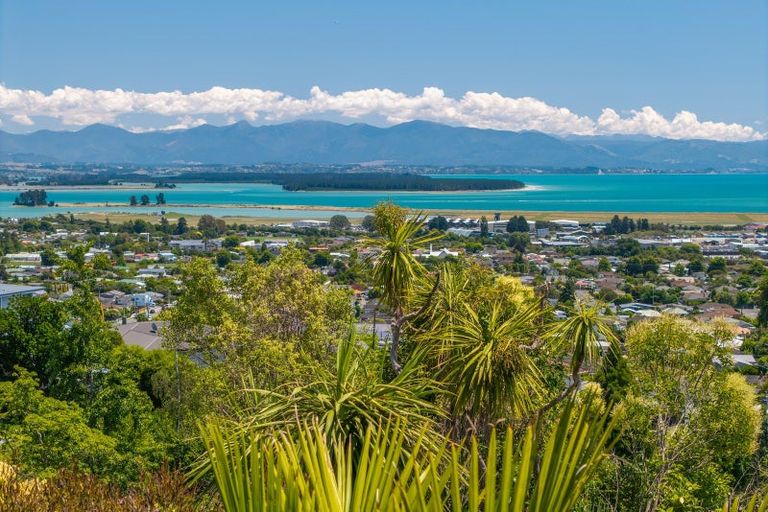 Photo of property in 104 Arapiki Road, Stoke, Nelson, 7011