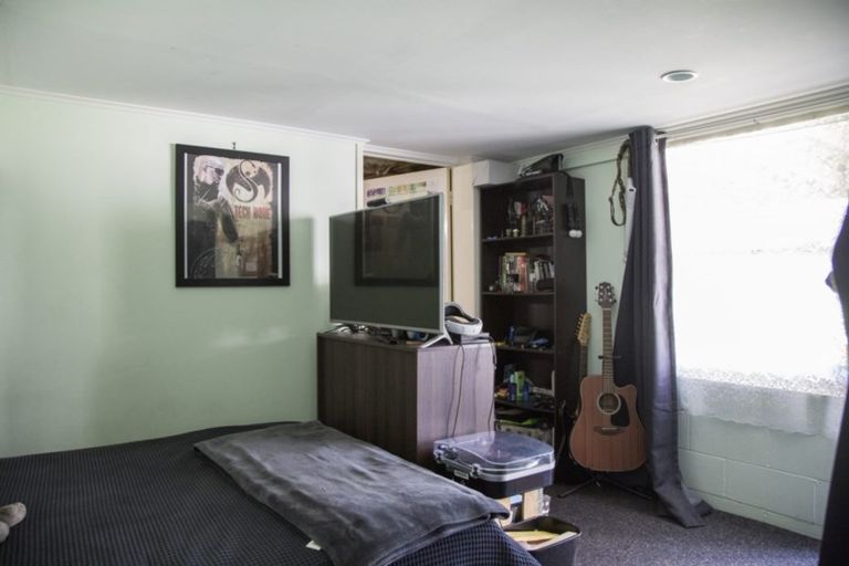 Photo of property in 7 Locket Road, Glenfield, Auckland, 0629