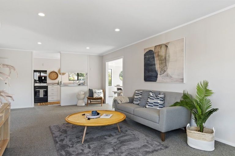 Photo of property in 51 Lagoon Place, Poike, Tauranga, 3112