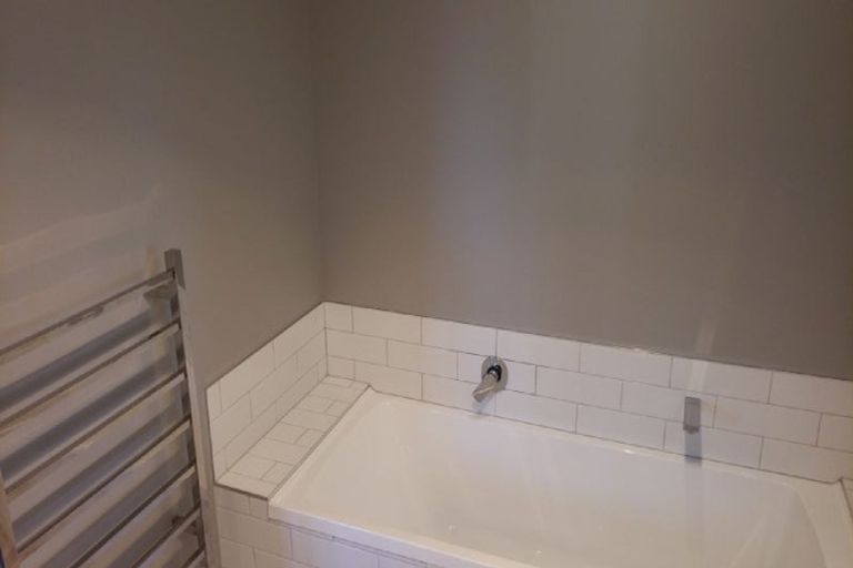 Photo of property in 75 Dey Street, Hamilton East, Hamilton, 3216