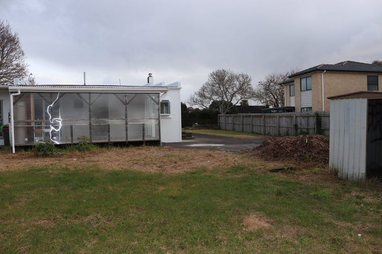 Photo of property in 9 Gibbs Road, Manurewa, Auckland, 2102