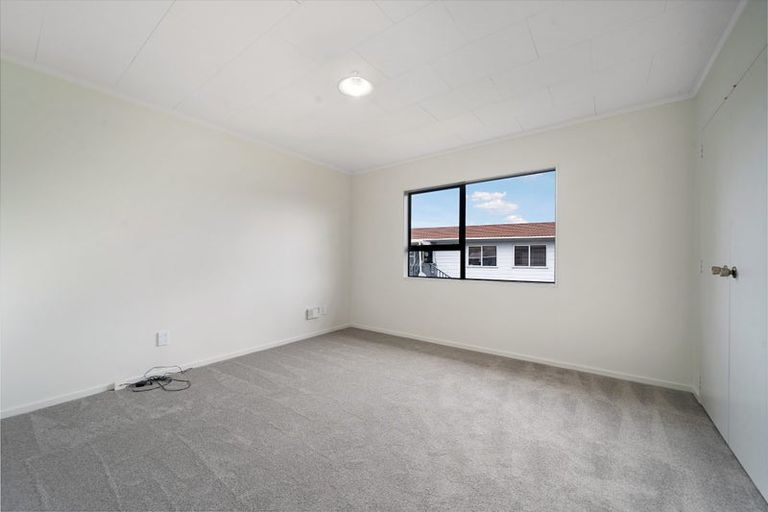 Photo of property in 51 Hindmarsh Street, Henderson, Auckland, 0612