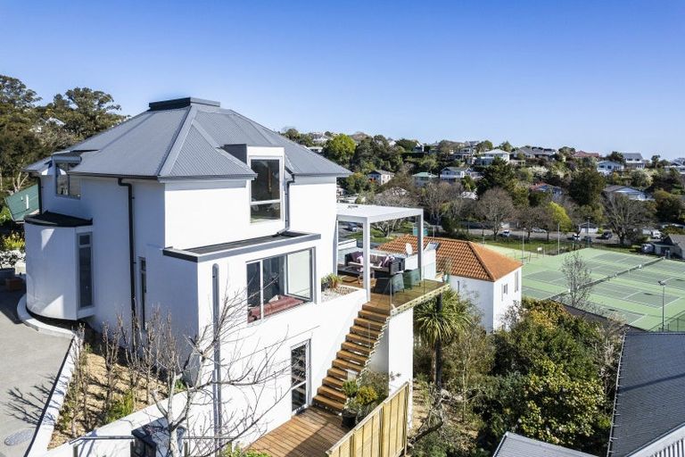 Photo of property in 14 Upper Crichton Terrace, Cashmere, Christchurch, 8022