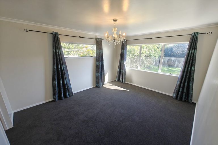 Photo of property in 76 Splitt Avenue, Glenview, Hamilton, 3206