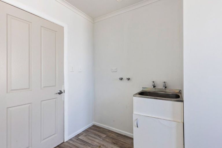 Photo of property in 168 Tukapa Street, Westown, New Plymouth, 4310