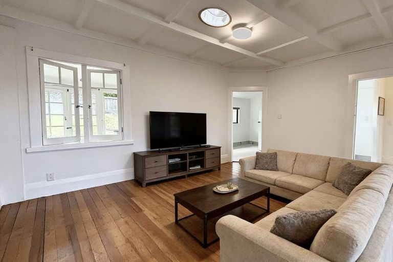 Photo of property in 95 Rosedale Road, Pinehill, Auckland, 0632