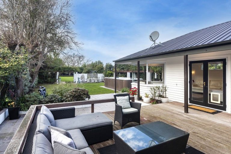 Photo of property in 36 Jacksons Road, Lyttelton, 8082