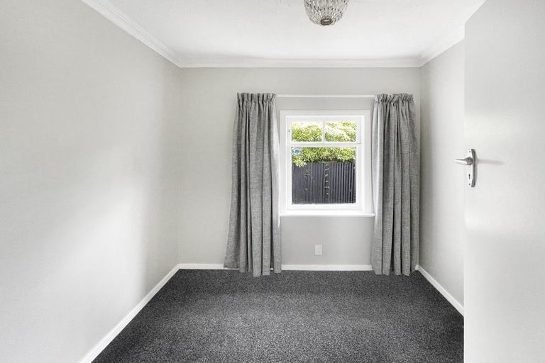 Photo of property in 15 Hannan Street, Levin, 5510