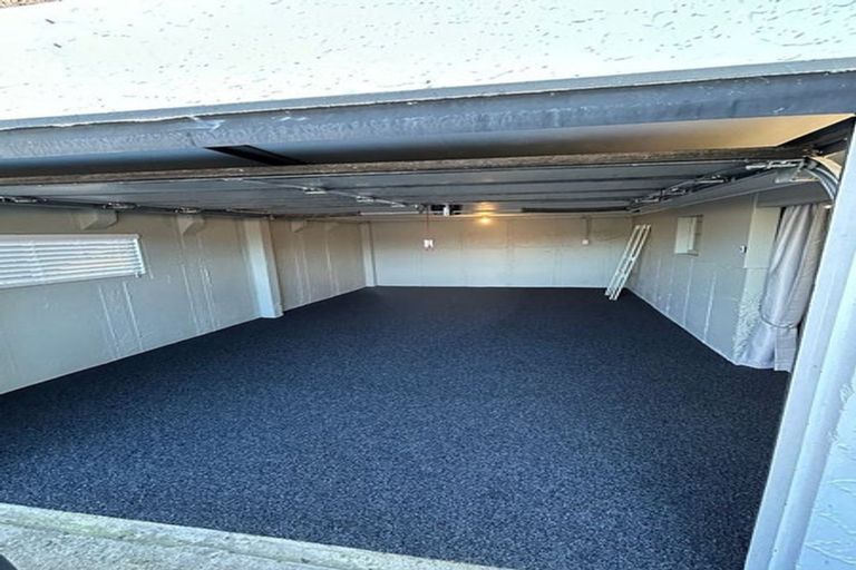 Photo of property in 24 Warwick Place, Brookfield, Tauranga, 3110