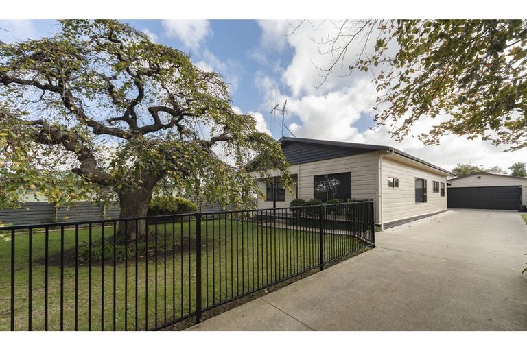 Photo of property in 6 Grey Street, Feilding, 4702