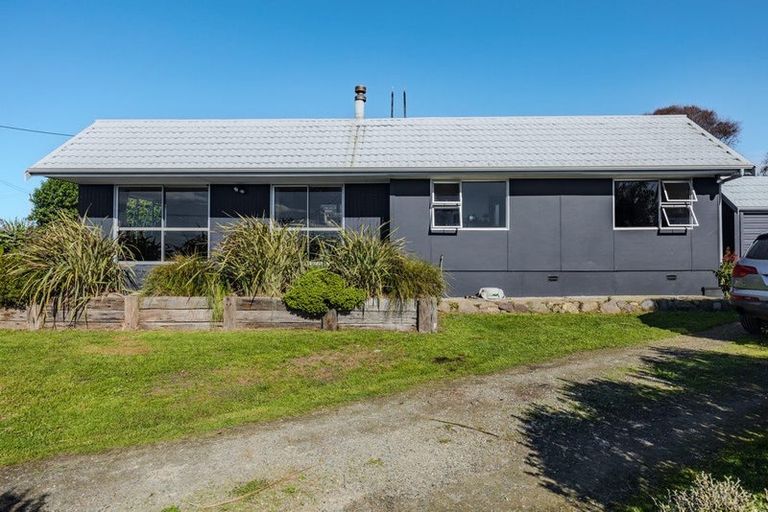 Photo of property in 32 Spiers Street, Kakanui, Oamaru, 9495
