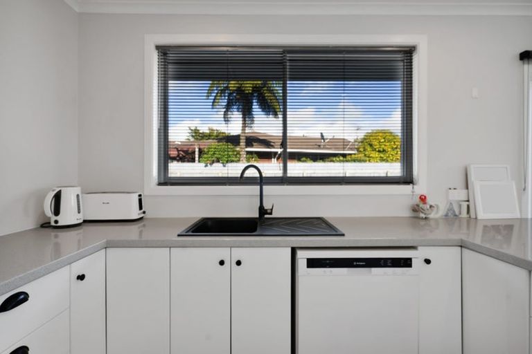 Photo of property in 193 Regan Street, Stratford, 4332