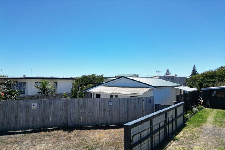 Photo of property in 117a Seabury Avenue, Foxton Beach, Foxton, 4815