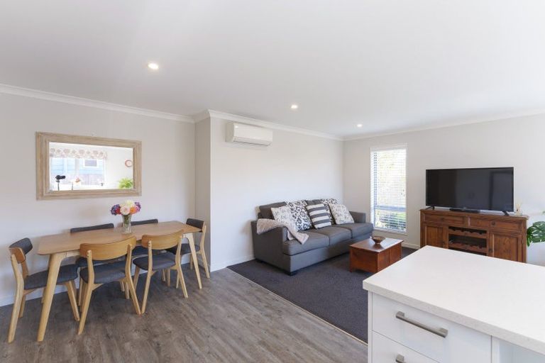 Photo of property in 3/11 North Avon Road, Richmond, Christchurch, 8013