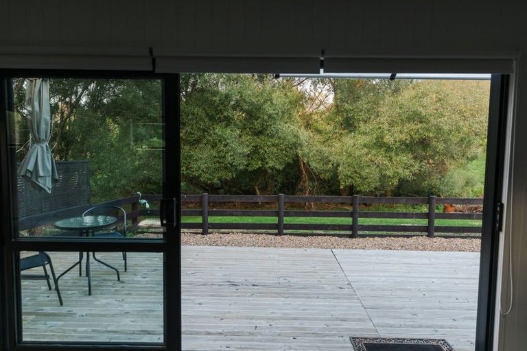 Photo of property in 261 Paparata Road, Bombay, 2675