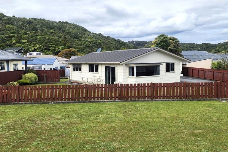 Photo of property in 205 Main South Road, Karoro, Greymouth, 7805
