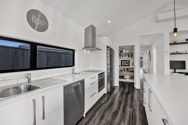 Photo of property in 42 Papawhero Drive, Bell Block, New Plymouth, 4312