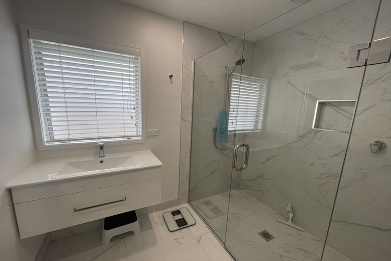 Photo of property in 459 Don Buck Road, Massey, Auckland, 0614