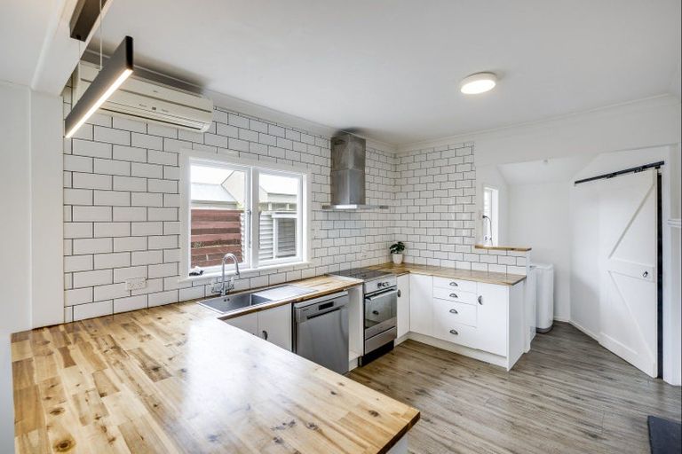 Photo of property in 6 Forward Street, Greenmeadows, Napier, 4112