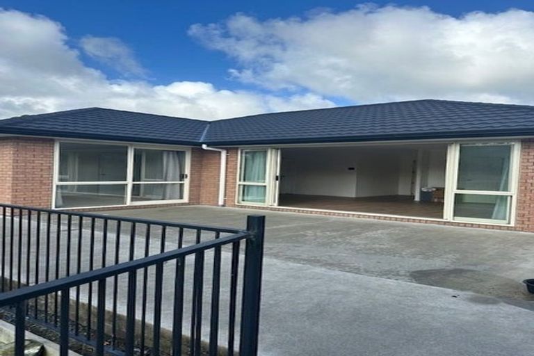 Photo of property in 13 Riverboat Lane, Helensville, 0800