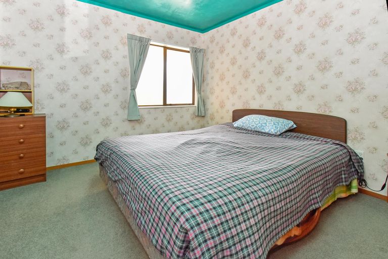 Photo of property in 16a Reidy Place, Pukekohe, 2120