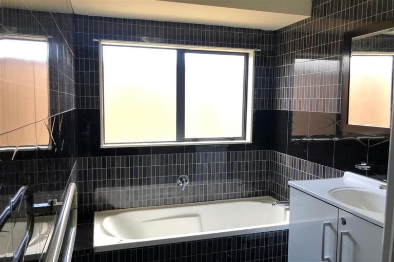 Photo of property in 31a Ashlynne Avenue, Papatoetoe, Auckland, 2025