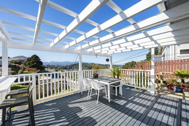 Photo of property in 93b Farnham Street, Mornington, Wellington, 6021