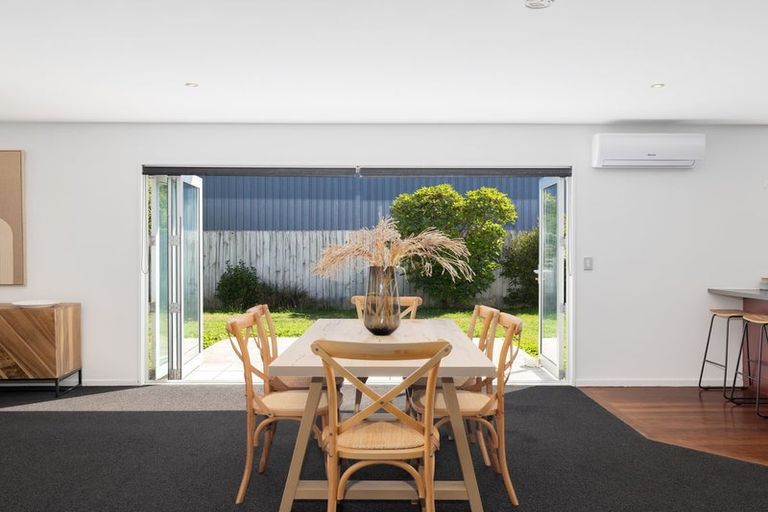 Photo of property in 72 Mauger Drive, Heathcote Valley, Christchurch, 8022