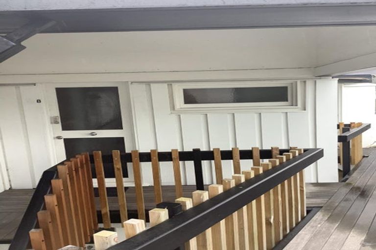 Photo of property in 1/136 Holly Road, St Albans, Christchurch, 8014