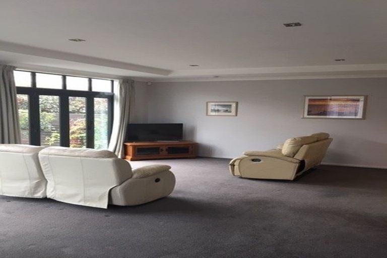 Photo of property in 50 Country Club Terrace, Northwood, Christchurch, 8051