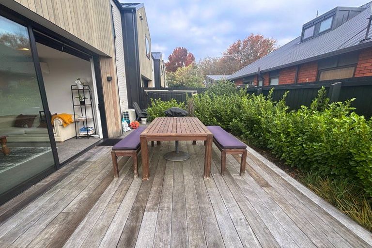 Photo of property in 1/166 Saint Albans Street, St Albans, Christchurch, 8014