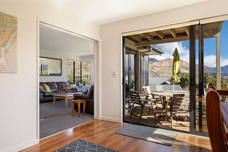Photo of property in 74 Kings Drive, Wanaka, 9305