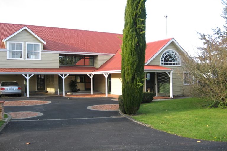 Photo of property in 15 Jellicoe Street, Greytown, 5712