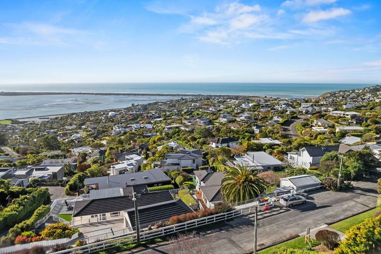 Photo of property in 8 Muritai Terrace, Mount Pleasant, Christchurch, 8081