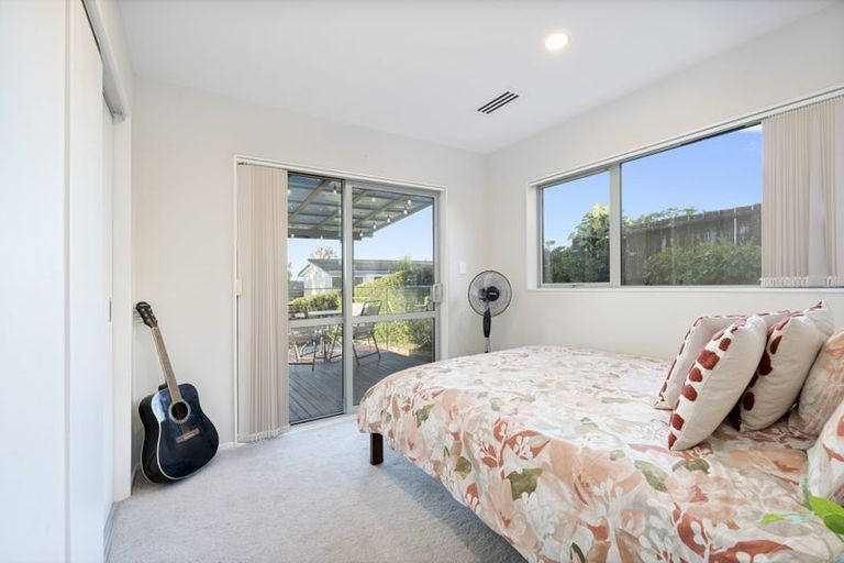 Photo of property in 64 Cirrus Way, Ranui, Auckland, 0612