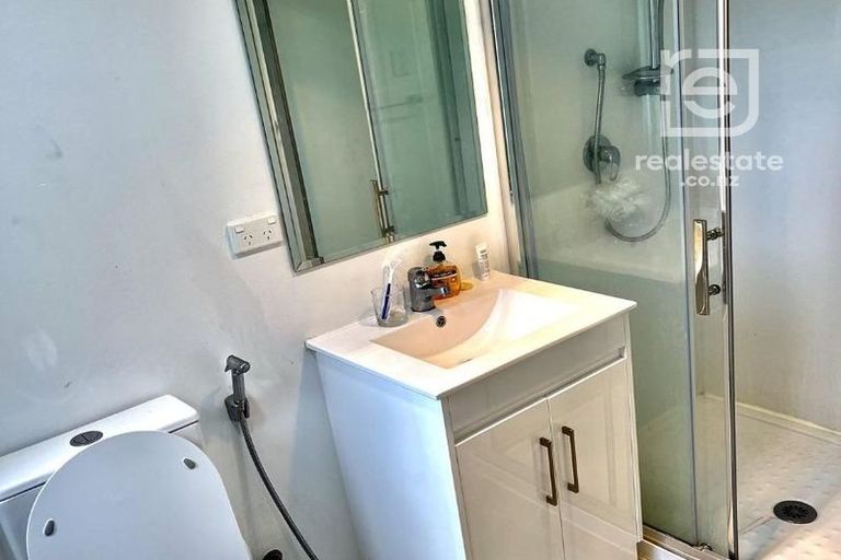 Photo of property in 55 Don Buck Road, Massey, Auckland, 0614