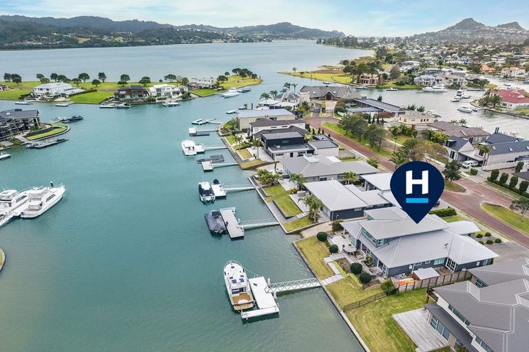 Photo of property in 129 Motu Grande, Pauanui, Hikuai, 3579