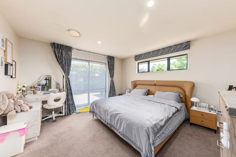 Photo of property in 43a Shortland Street, Wainoni, Christchurch, 8061