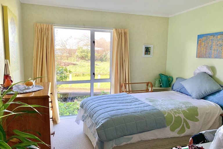 Photo of property in 28 Leeton Drive, Waipukurau, 4200