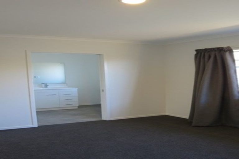 Photo of property in 13 Burford Way, Rolleston, 7615