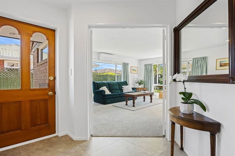 Photo of property in 42 Grimseys Road, Redwood, Christchurch, 8051