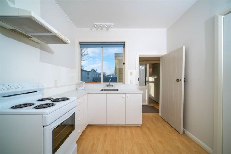 Photo of property in 11 Wyon Street, Linwood, Christchurch, 8062