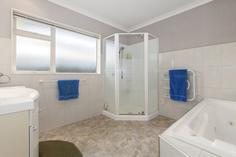 Photo of property in 2 Botany Place, Ohauiti, Tauranga, 3112