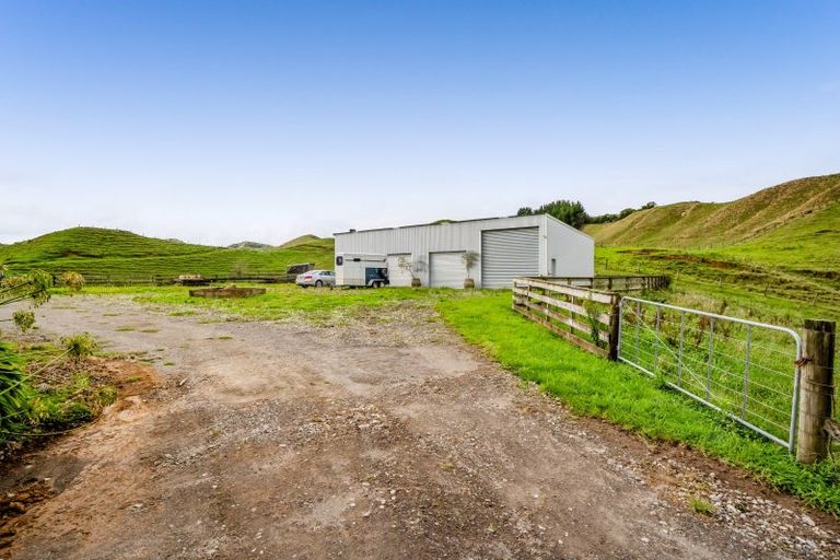 Photo of property in 210 Standish Road, Toko, Stratford, 4392