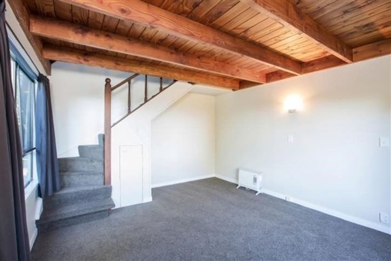 Photo of property in 274 Shaw Road, Titirangi, Auckland, 0604